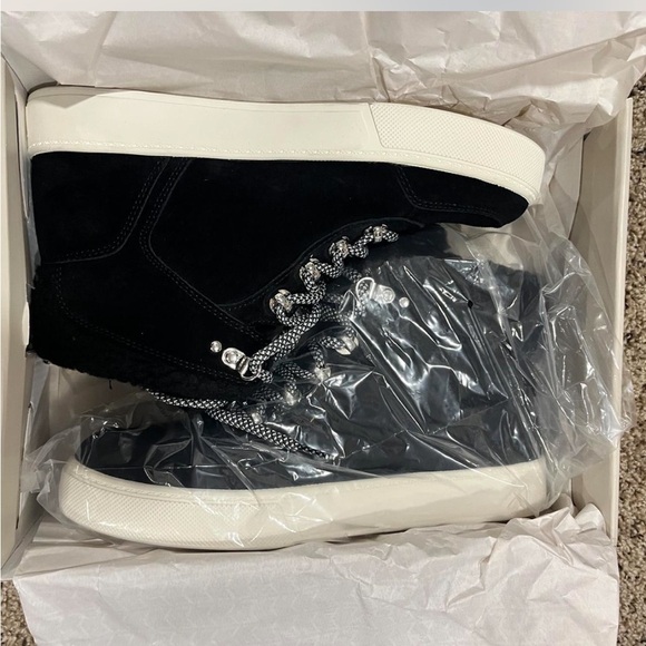 Marc Fisher Women Hi Top Sneaker Suede Summa Booties - Picture 5 of 5